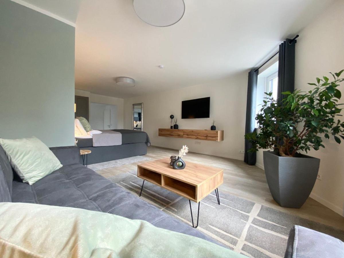 Apartment Qt - Neu - Lage - Parkplatz *