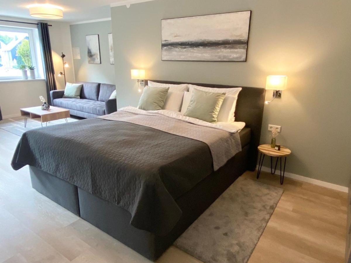 Apartment Qt - Neu - Lage - Parkplatz Detmold
