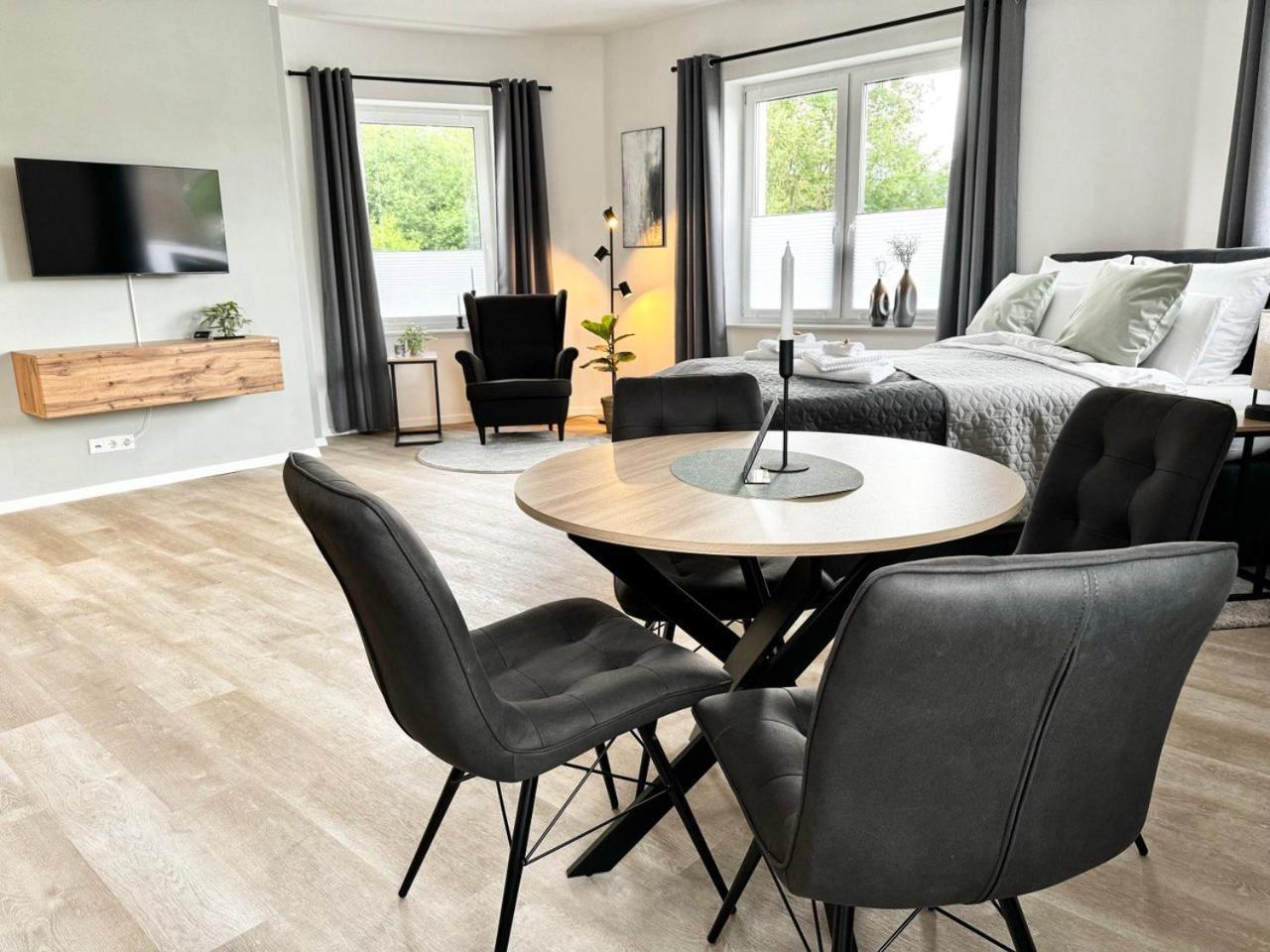 Qt - Neu - Lage - Parkplatz Apartment